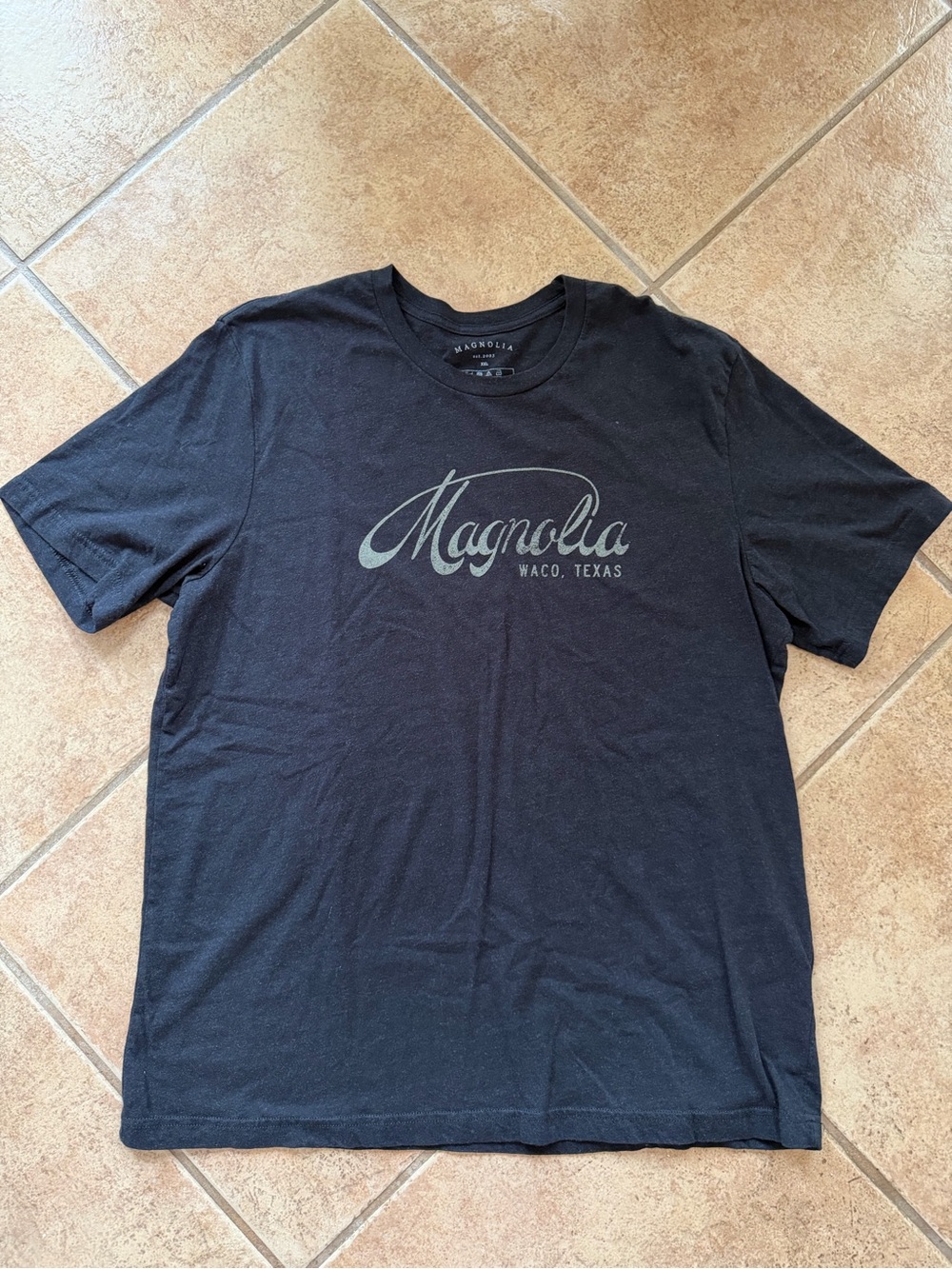 Magnolia Black Short-Sleeve Logo Tee with Gray Script